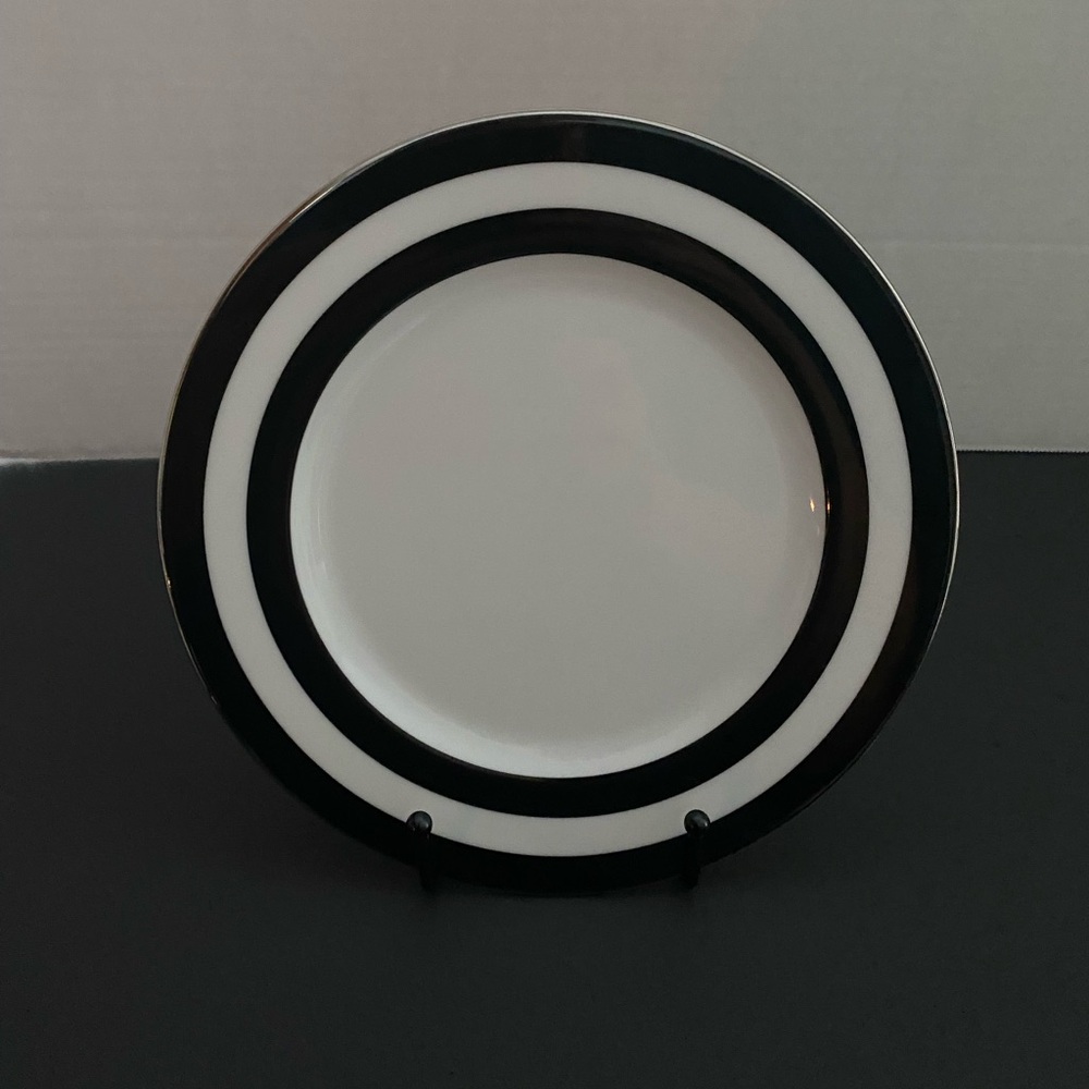 RALPH LAUREN Spectator Black Salad Plates Vintage Other Pieces Listed